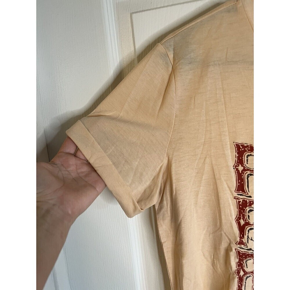 Women’s Tan Short Sleeve ‘Rodeo’ Cowboy Graphic T-shirt Size Small NWOT - Picture 2 of 7